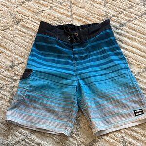 Billabong surf shorts boys 5